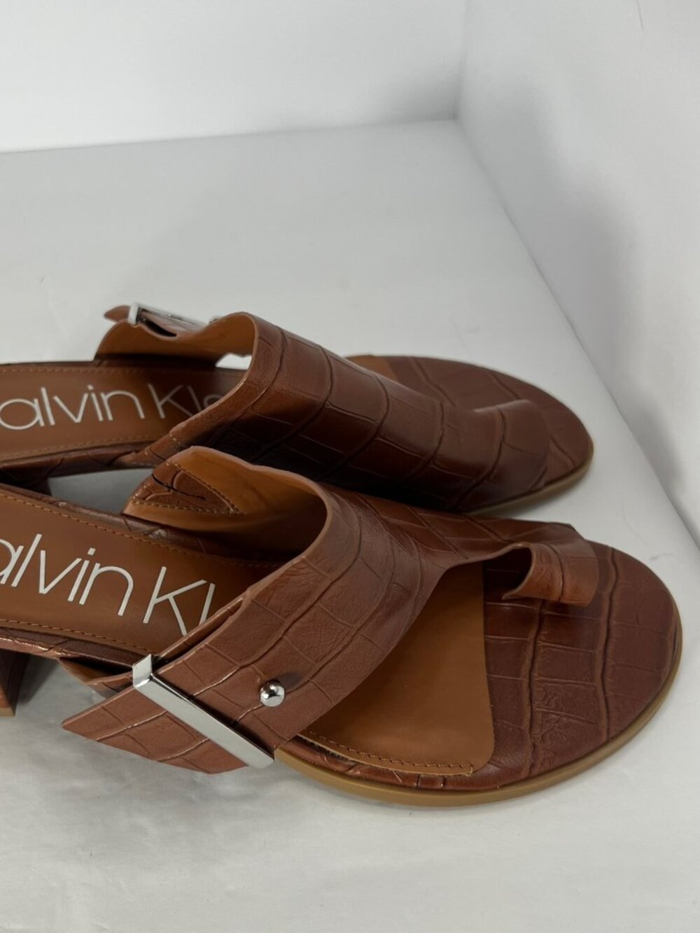 NWOT Calvin Klein Brown Daria Croc Toe Loop Buckle Block Heel Sandal size 7 - Picture 6 of 13